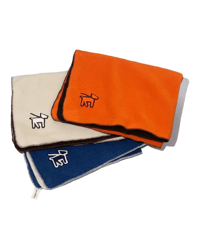 . **Dog collar is luminous and reflective**Wagwear ultra-luxe and comfy dog blanket (FULL) . **Dog collar is luminous and reflective**Wagwear ultra-luxe and comfy dog blanket (FULL)