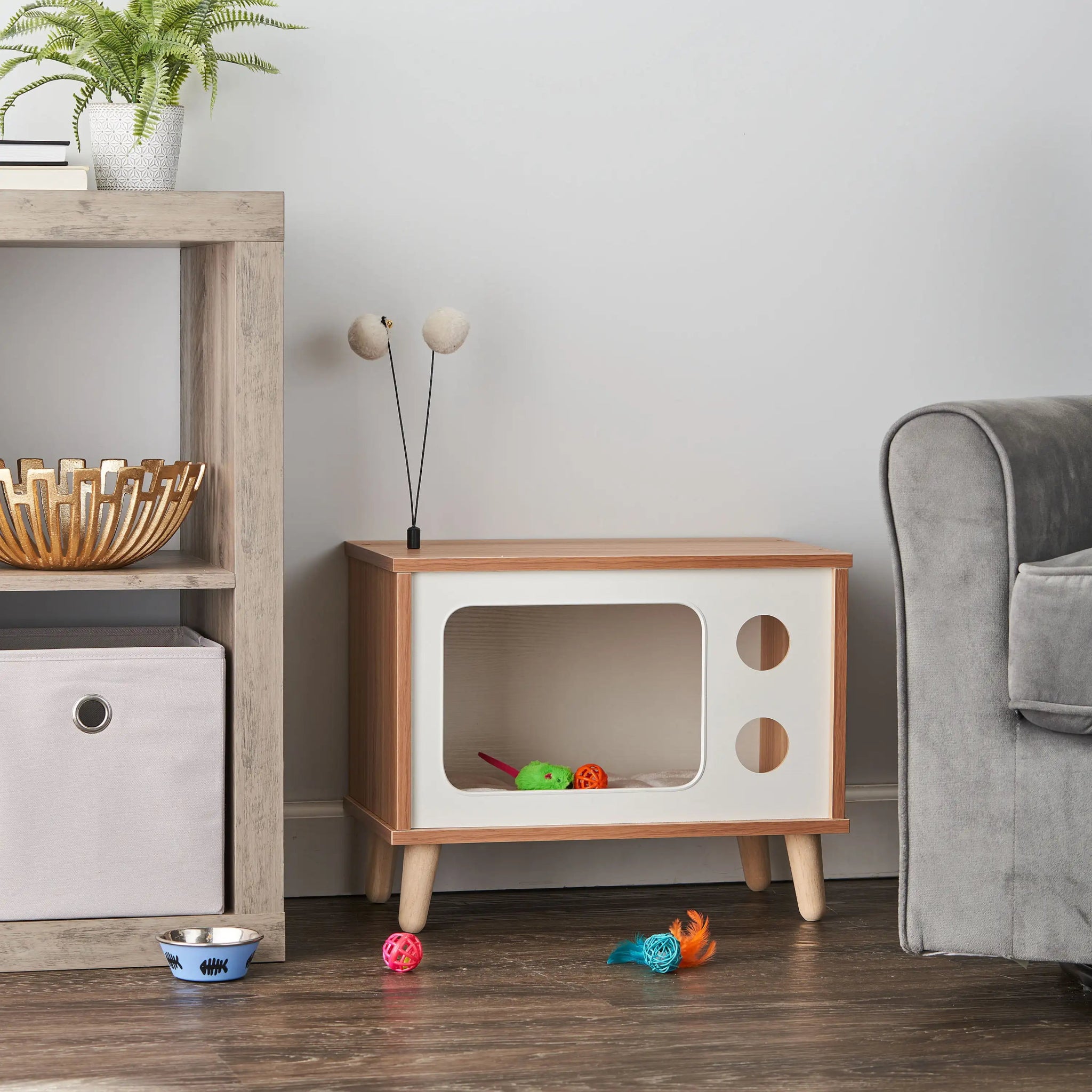 - Pet stroller can be taken on the planeAnniepaw PRetro TV Cat Condo with Jute Scratching Pad & Washable Mat Pet Furniture - Pet stroller can be taken on the planeAnniepaw PRetro TV Cat Condo with Jute Scratching Pad & Washable Mat Pet Furniture