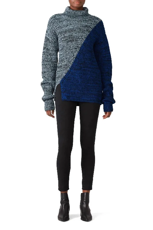 Bicolor Turtleneck Sweater In Blue