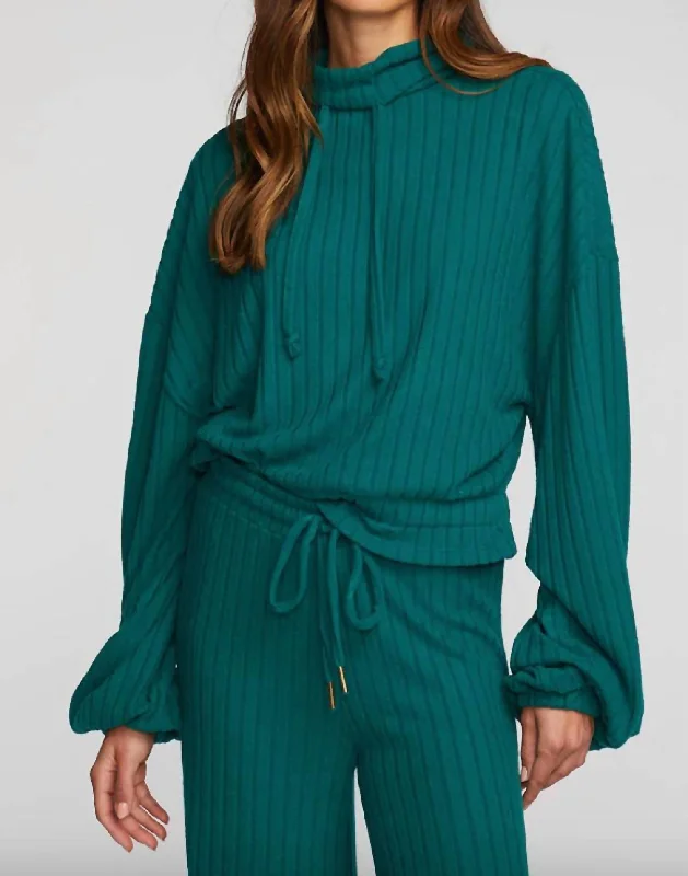 Ribbed Knit Cropped Pullover With Elastic Hem In Emerald