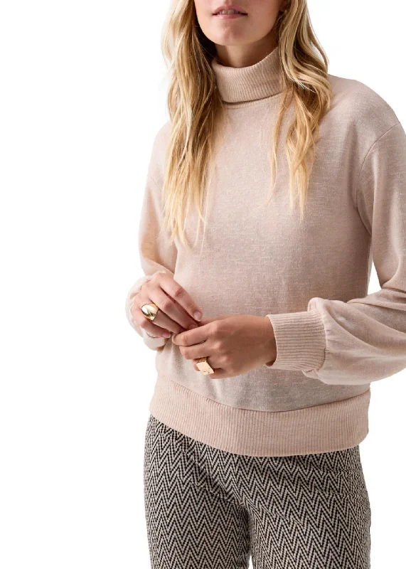 Ruched Sleeve Turtleneck Top In Toasted Marshmallow