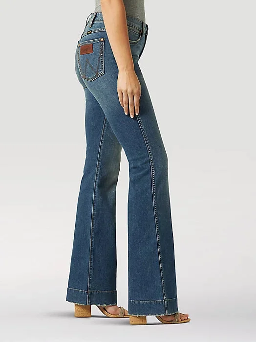 Wrangler RETRO® Premium High Rise Trouser Jean In Shelby